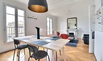 Rent Apartment 2 Bedrooms 65m² rue Boursault, 17 Paris