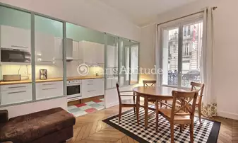 Rent Apartment 2 Bedrooms 70m² rue Jouffroy d Abbans, 17 Paris