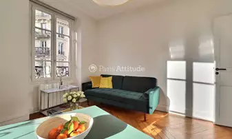 Rent Apartment 1 Bedroom 31m² Rue Marguerite de Rochechouart, 9 Paris