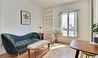 Rent Apartment 1 Bedroom 29m² rue des Rigoles, 20 Paris
